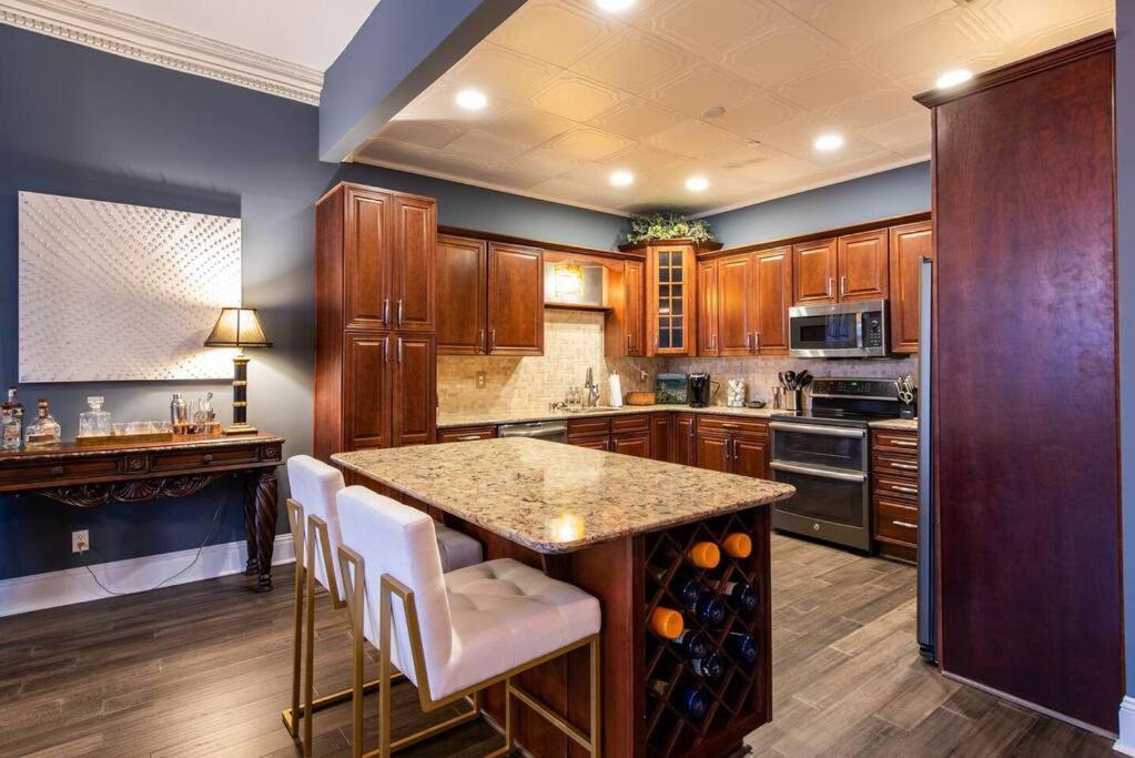 Downtown Sophistication/ Two Bedroom / Two Bath Louisville Esterno foto