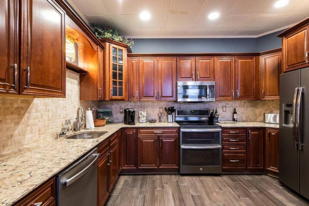 Downtown Sophistication/ Two Bedroom / Two Bath Louisville Esterno foto